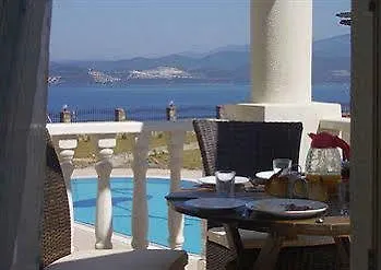 Flamingo Country Club Hotel *